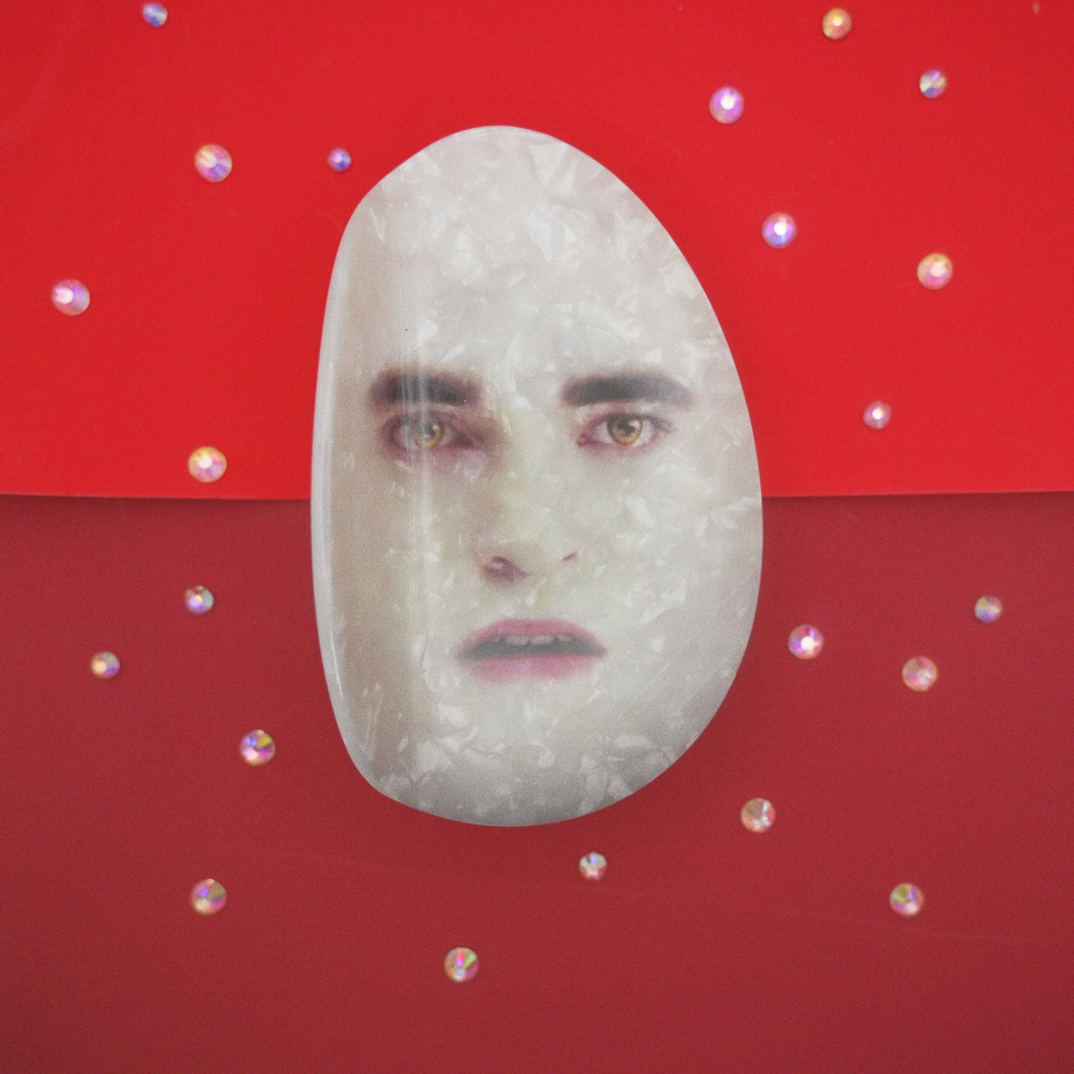 Medium Twilight Eggward Hair Clip