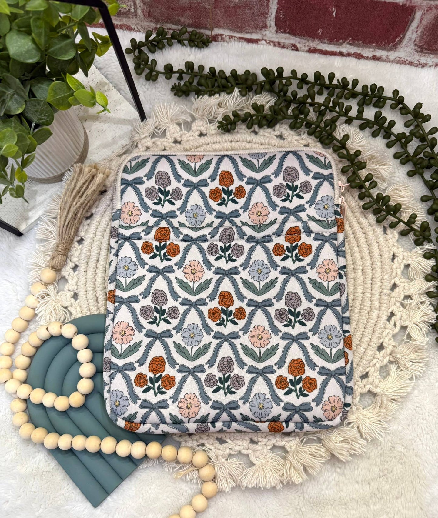 Floral Book/Kindle Sleeve