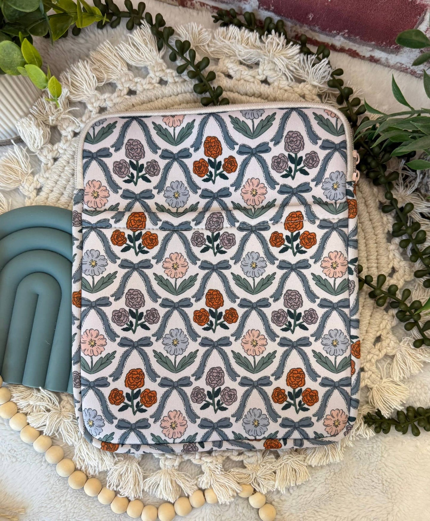 Floral Book/Kindle Sleeve