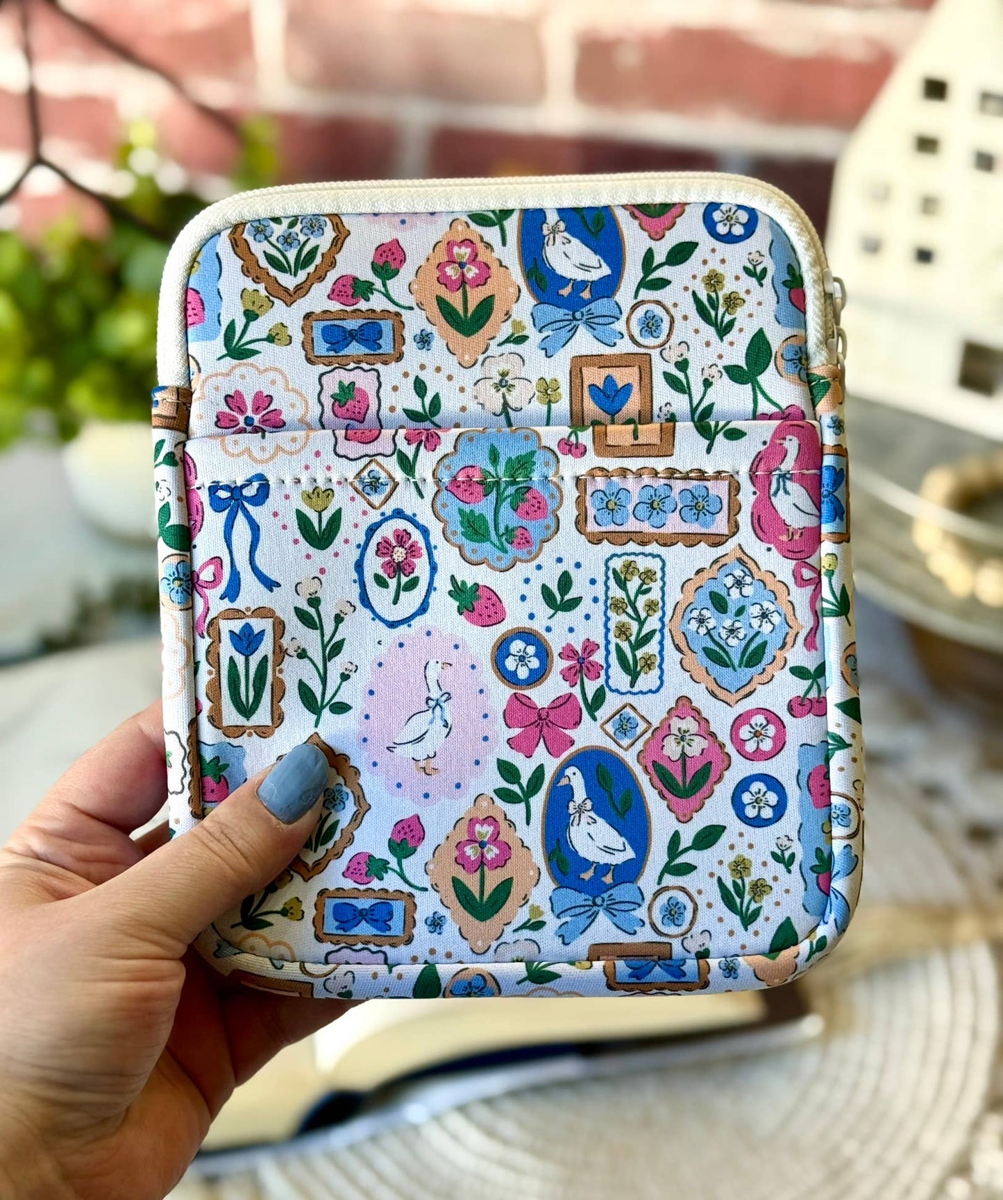 Reading Coquette Goose Kindle Sleeve