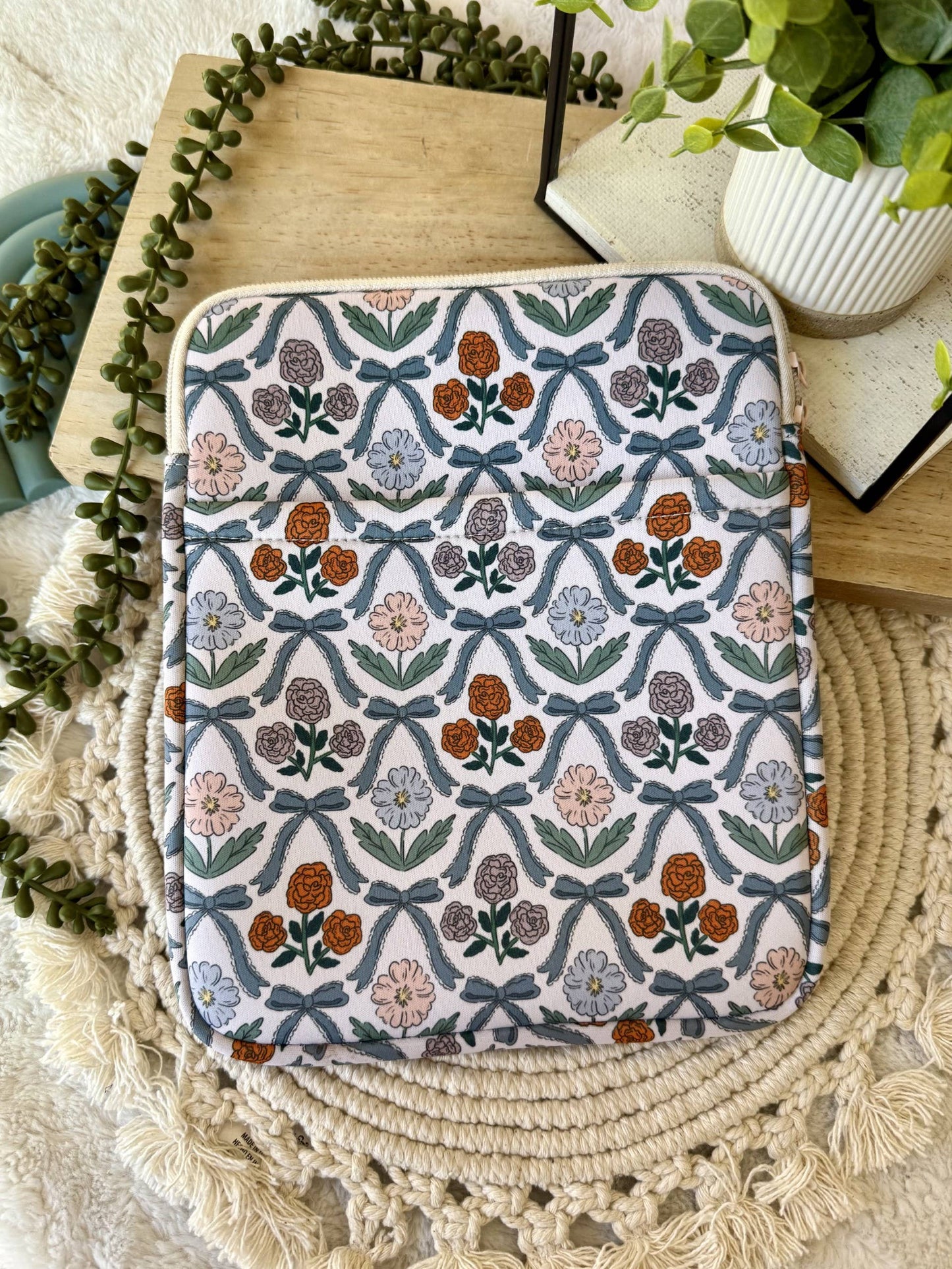 Floral Book/Kindle Sleeve