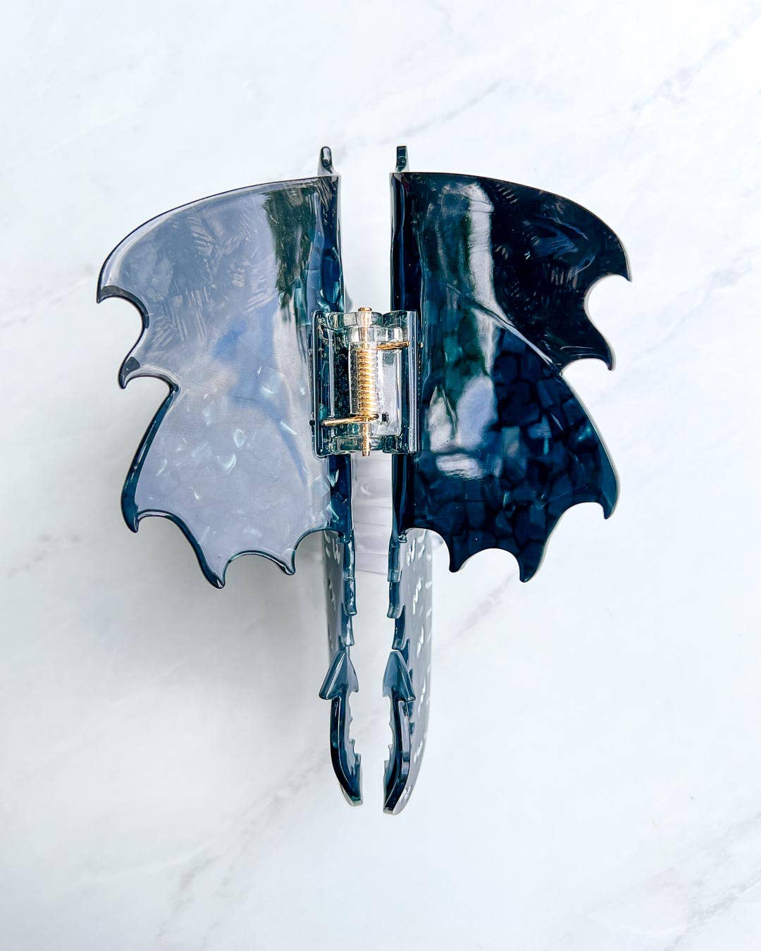 Black Dragon Hair Claw Clip