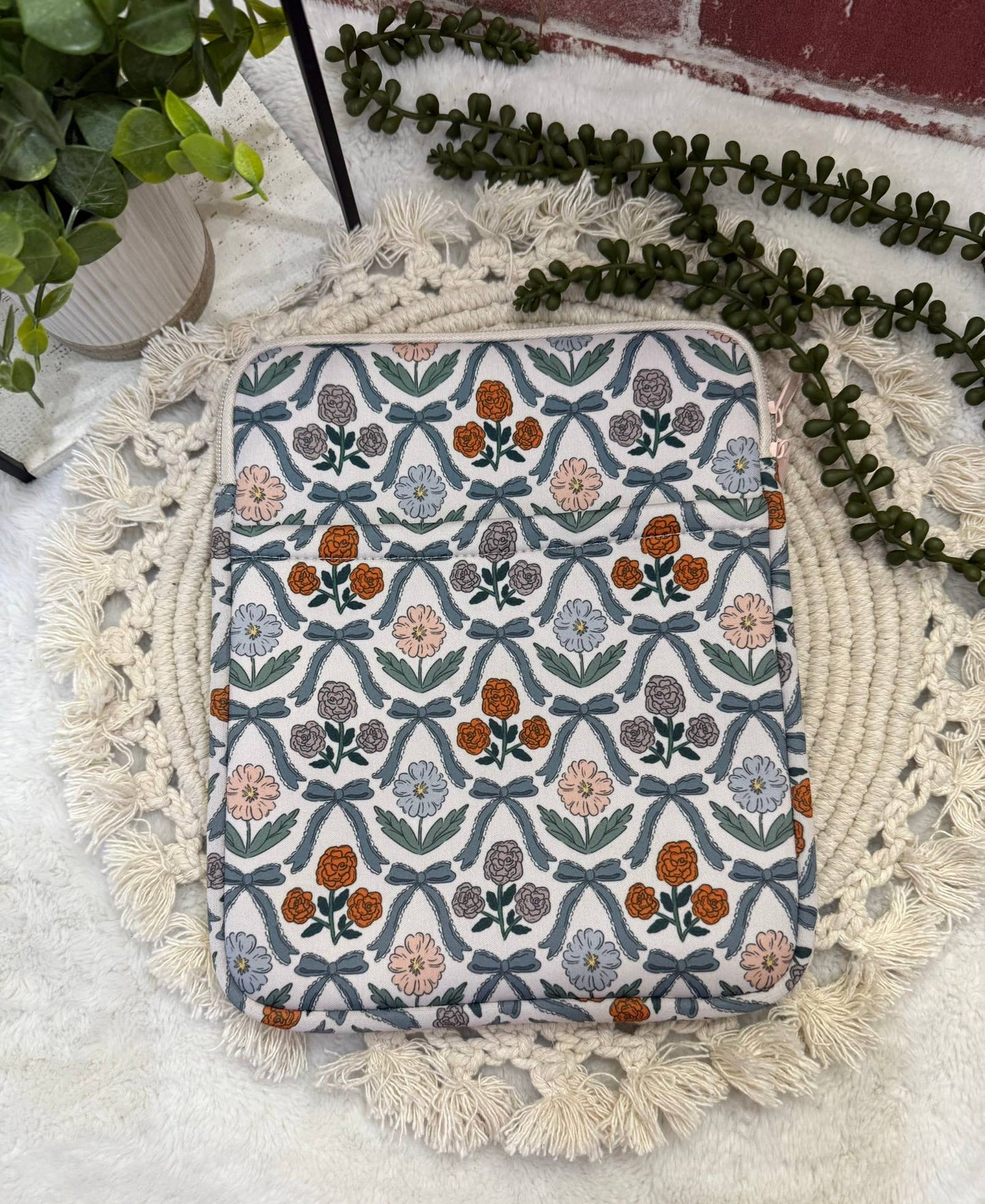 Floral Book/Kindle Sleeve