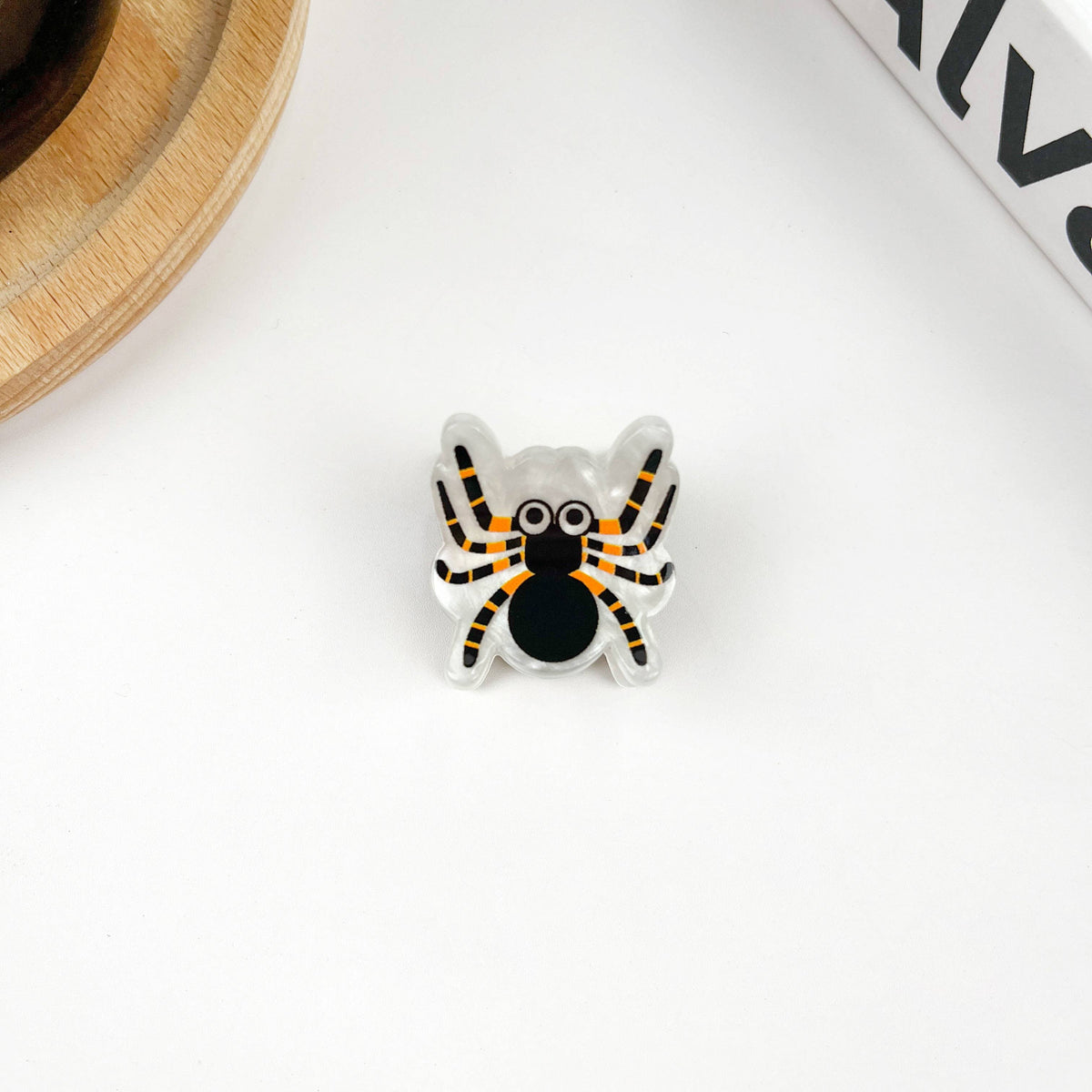 Small Ghost Hair Claw Clip