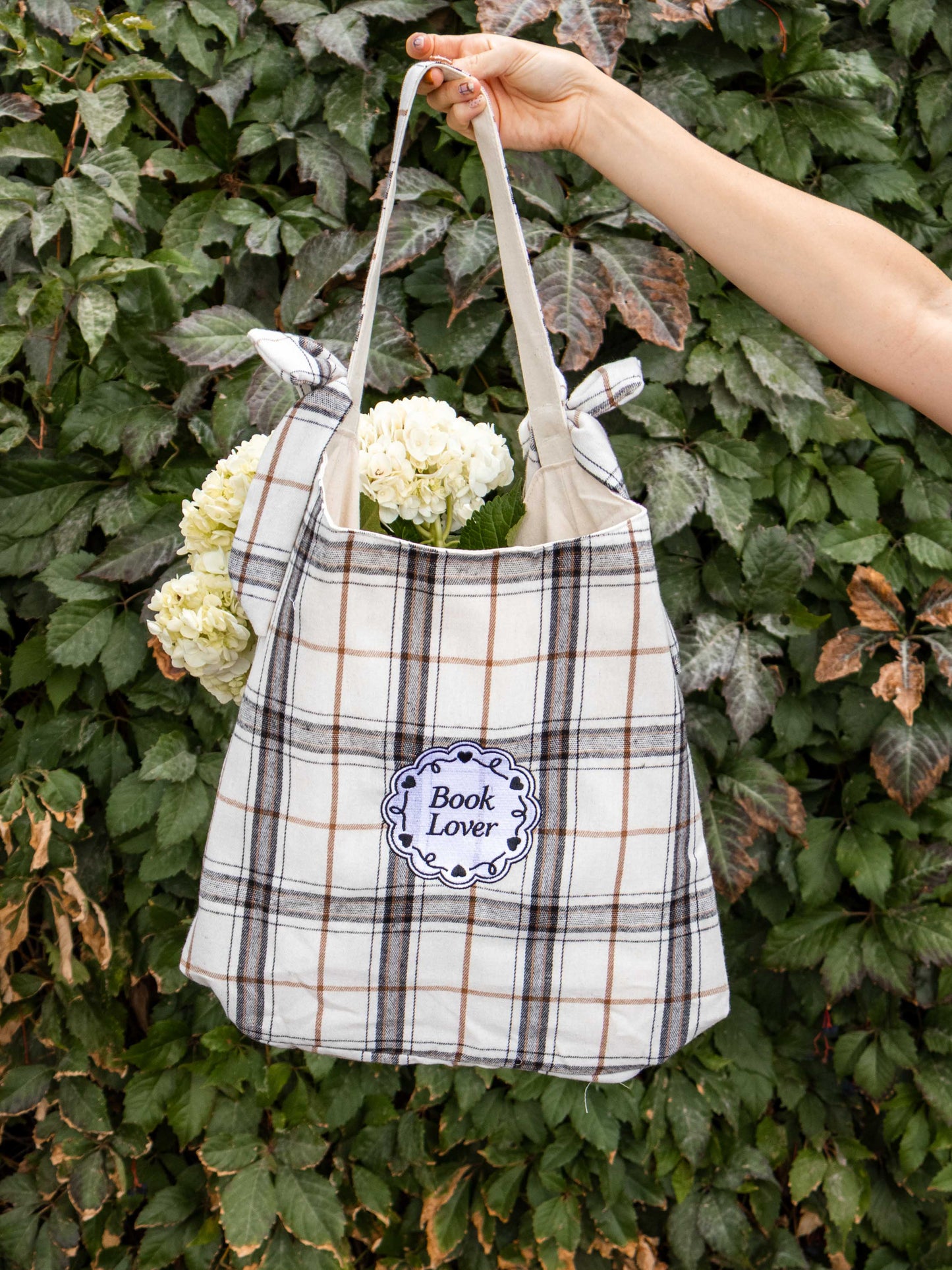 Book Lover Bow Tote: Sage Gingham